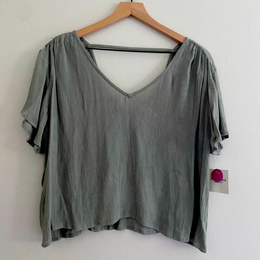 Arizona top